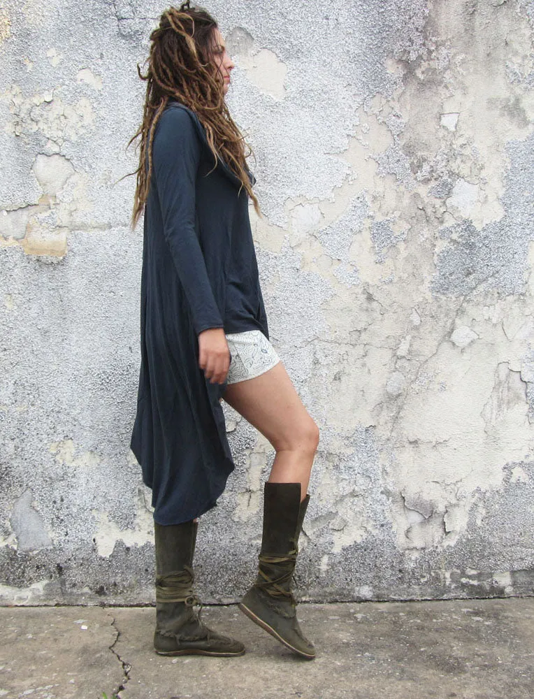 Super Cowl Mullet Wanderer Shirt